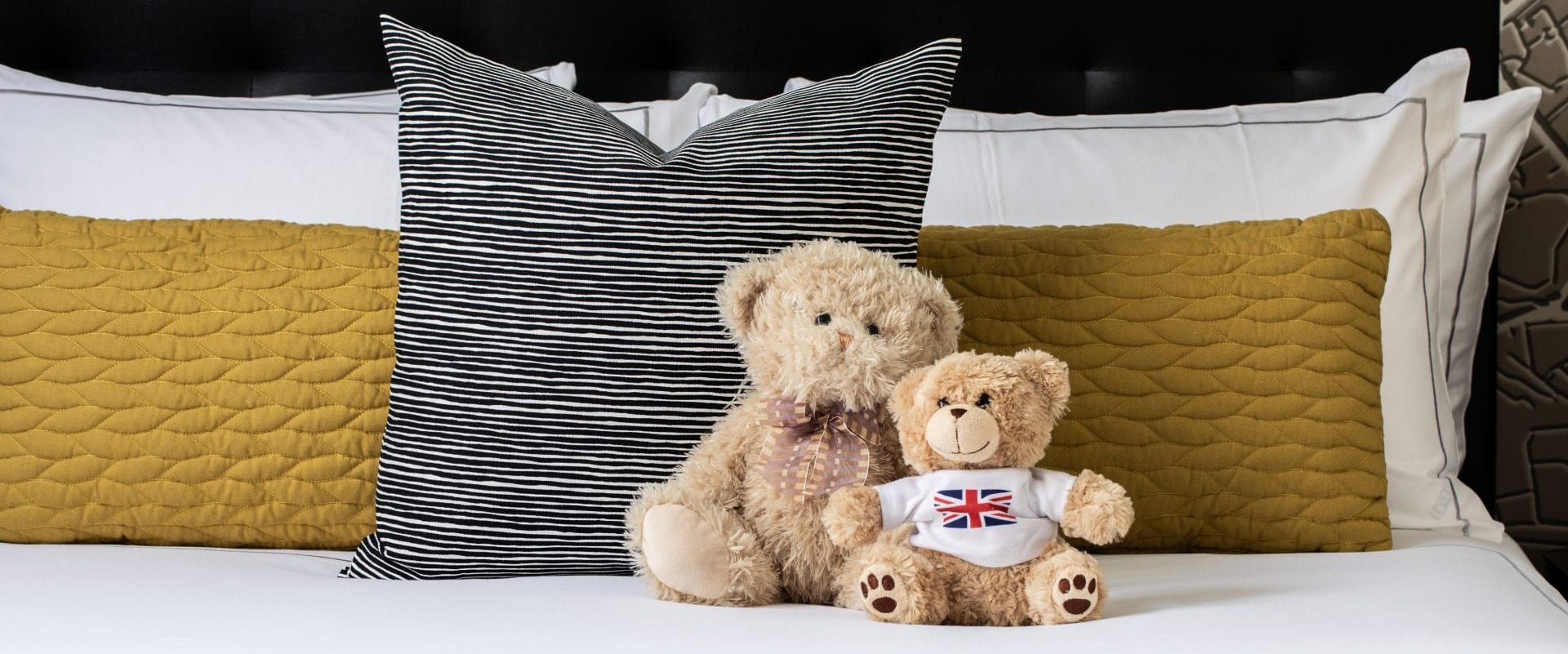 Explore our family offer at Holmes Hotel